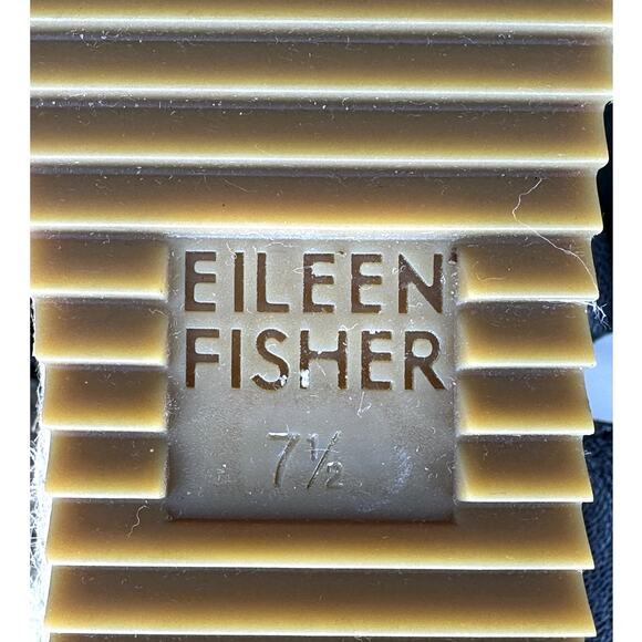 Eileen Fisher Willow Tumbled Black Grained Leather Strap Raffia Wedge Size 7.5 - Picture 10 of 10